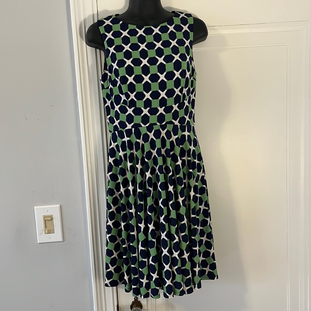 Donna Morgan Patterned Sleeveless Dress